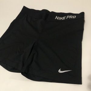 Nike Pro Shorts Women’s extra large